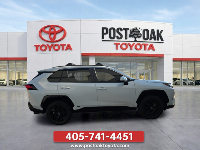 Used 2025 Toyota RAV4 SE AWD/4WD image 8