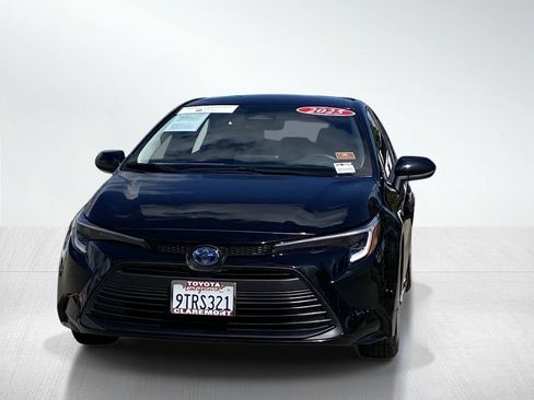 Certified 2025 Toyota Corolla LE FWD image 13