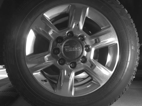 Used 2017 GMC Sierra 2500 SLT w/ Suspension Package, Off-Road AWD/4WD image 11