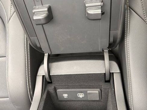 New 2026 Jaguar F-PACE R-Dynamic S image 28