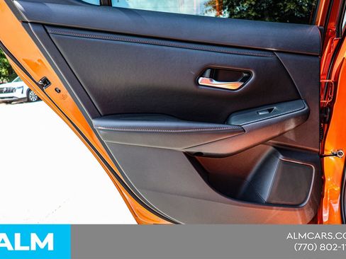 Used 2025 Nissan Sentra SR w/ Trunk Package FWD image 40