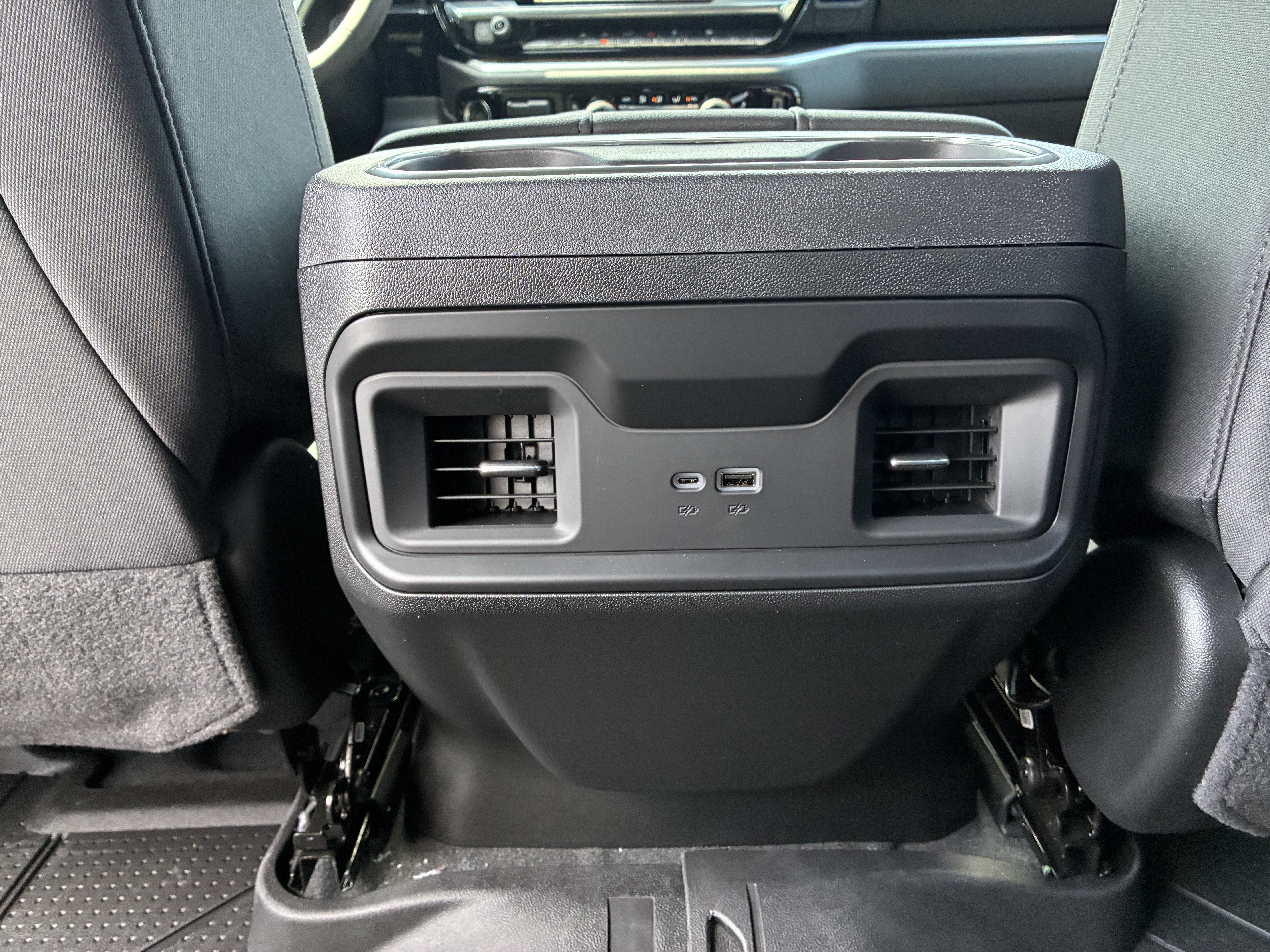 New 2026 Chevrolet Silverado 1500 RST w/ Dark Appearance Package AWD/4WD image 18