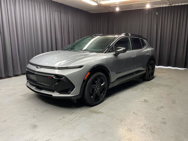 Used 2024 Chevrolet Equinox EV RS FWD image 3
