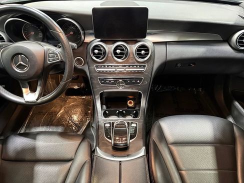 Used 2016 Mercedes-Benz C 300 4MATIC Sedan image 34