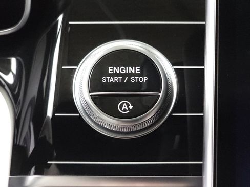 Used 2023 Mercedes-Benz S 580 4MATIC Sedan w/ AMG Line image 16