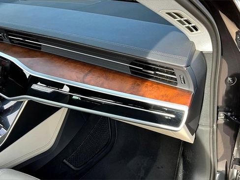 Used 2023 Audi A6 Premium Plus w/ Premium Plus Package image 16