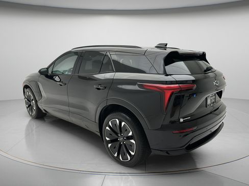 Used 2024 Chevrolet Blazer EV RS AWD/4WD image 7