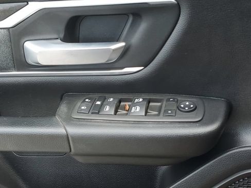 Used 2022 RAM 1500 Big Horn AWD/4WD image 22