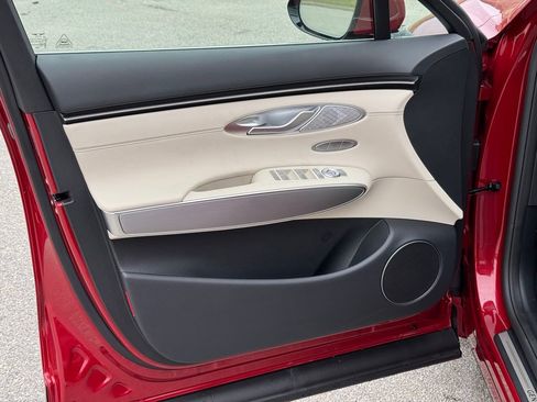 New 2026 Genesis GV70 2.5T Select image 24