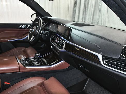 Used 2021 BMW X5 M50i w/ Premium Package AWD/4WD image 64