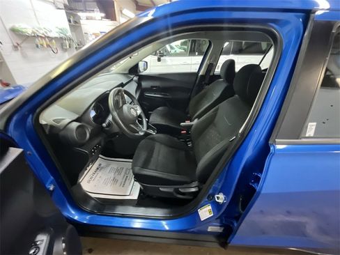 Used 2021 Lincoln Corsair AWD w/ Equipment Group 101A image 11