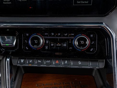 Used 2025 GMC Sierra 2500 Denali Ultimate w/ Max Trailering Package image 27