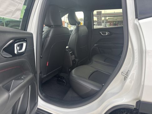 New 2026 Jeep Compass Trailhawk image 13