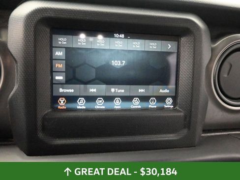 Used 2022 Jeep Gladiator Sport image 39