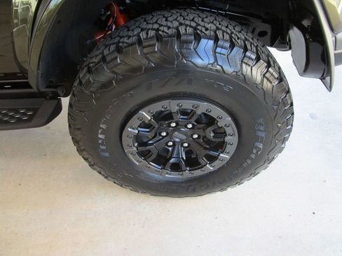 Used 2024 Ford Bronco Raptor w/ Interior Carbon Fiber Pack 6 image 10