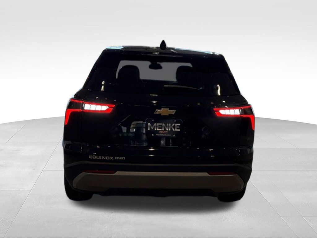 Used 2025 Chevrolet Equinox LT AWD/4WD image 6