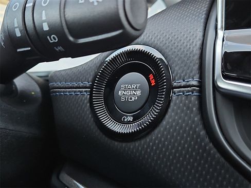 New 2026 Jeep Compass Latitude image 26