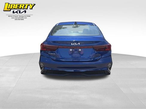 Used 2023 Kia Forte LXS FWD image 6