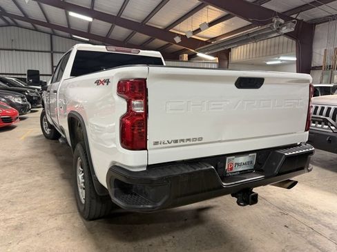 Used 2025 Chevrolet Silverado 2500 W/T w/ WT Convenience Package image 8