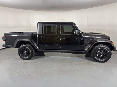 New 2026 Jeep Gladiator Mojave AWD/4WD image 9