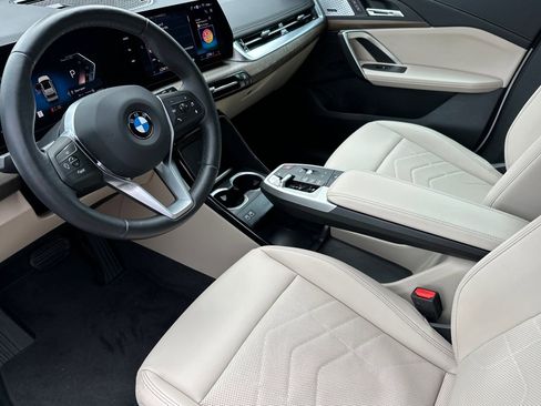 Used 2025 BMW X1 xDrive28i w/ Convenience Package image 11