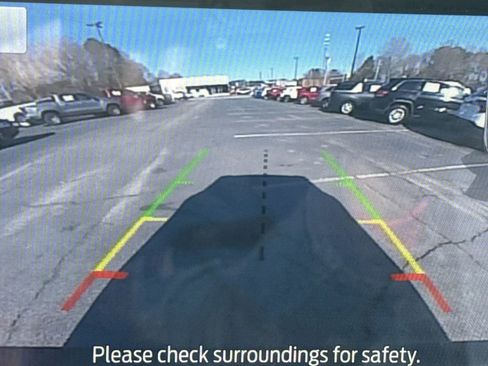 Used 2023 Ford Explorer XLT image 31