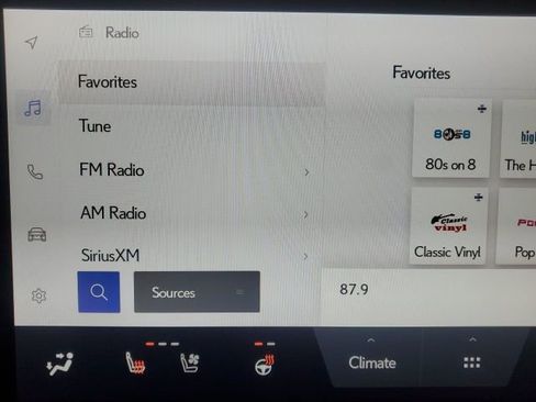 Used 2025 Lexus NX 350h AWD w/ Premium Package image 17