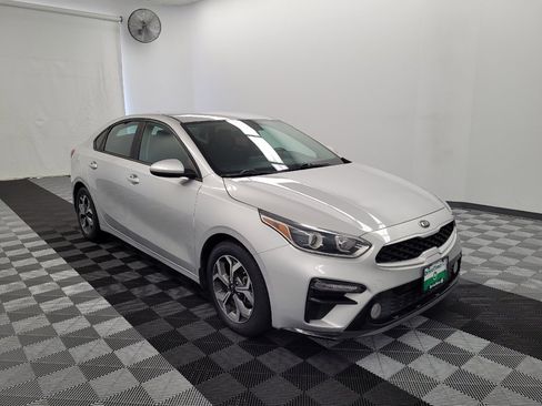 Used 2021 Kia Forte LXS FWD image 13