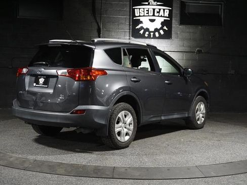 Used 2015 Toyota RAV4 LE image 5