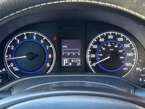 Used 2012 INFINITI G37 x w/ Premium Pkg image 19