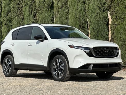 New 2026 MAZDA CX-5 Preferred image 2