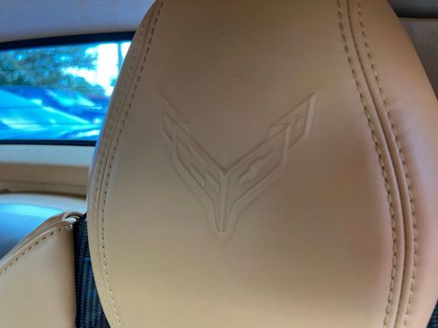 Used 2021 Chevrolet Corvette Stingray Premium Conv w/ Z51 Performance Package image 35