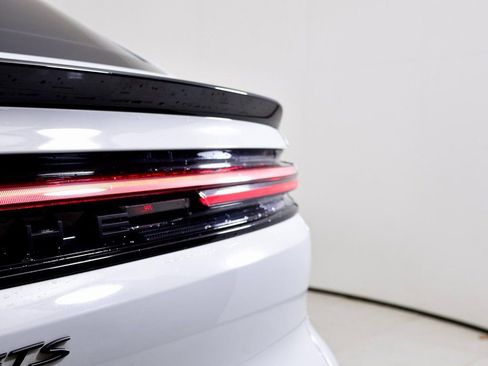 Certified 2025 Porsche Cayenne GTS image 12