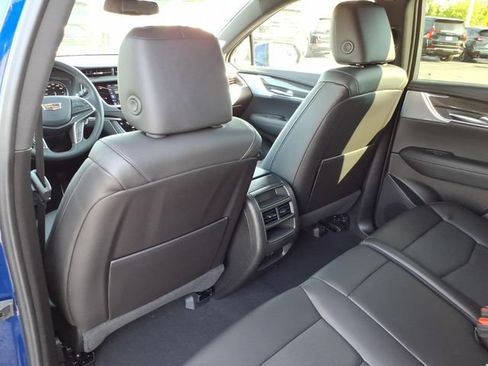 Certified 2025 Cadillac XT5 Sportv AWD/4WD image 14