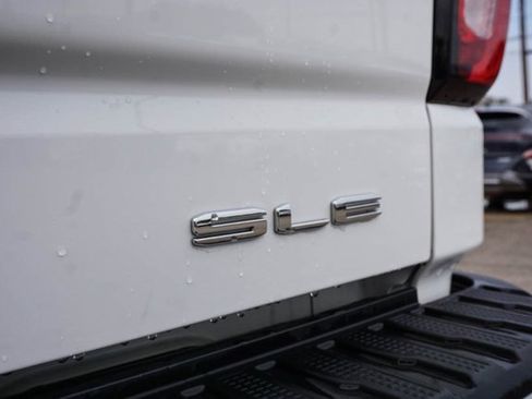 Used 2024 GMC Sierra 1500 SLE image 8