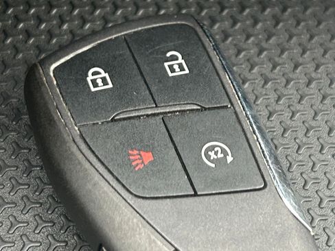 Used 2025 Chevrolet Equinox LT image 25