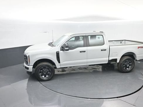 New 2026 Ford F250 4x4 Crew Cab Super Duty image 27
