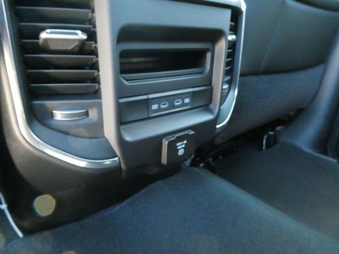 New 2026 RAM 2500 Laramie w/ Night Edition AWD/4WD image 16