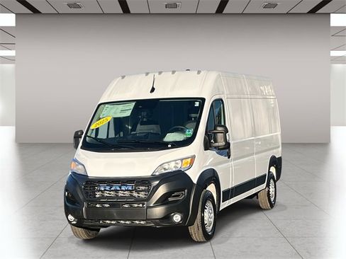 New 2025 RAM ProMaster 2500 w/ Convenience Group image 7