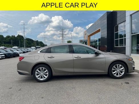 Used 2023 Chevrolet Malibu LT FWD image 2