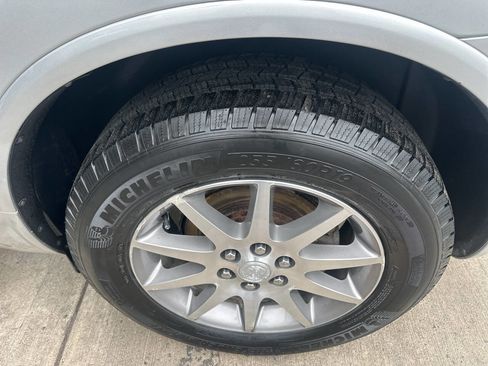 Used 2017 Buick Enclave Convenience w/ Trailering Package image 2