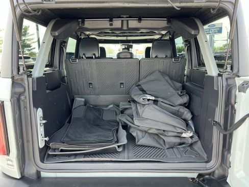 Used 2023 Ford Bronco Wildtrak image 33