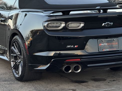 Used 2022 Chevrolet Camaro ZL1 image 39