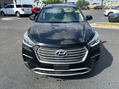 Used 2017 Hyundai Santa Fe SE FWD image 9