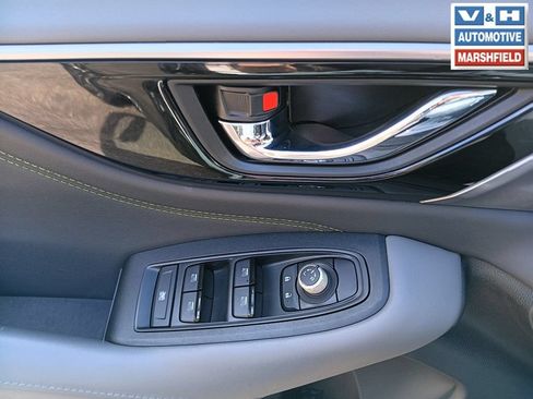 Used 2025 Subaru Outback Onyx Edition AWD/4WD image 10
