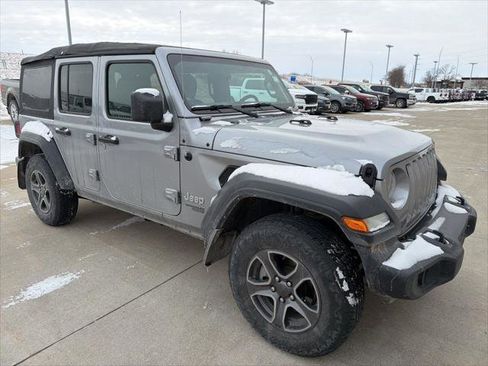 Certified 2018 Jeep Wrangler Unlimited Sport S AWD/4WD image 3