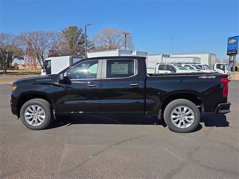 New 2026 Chevrolet Silverado 1500 Custom image 2