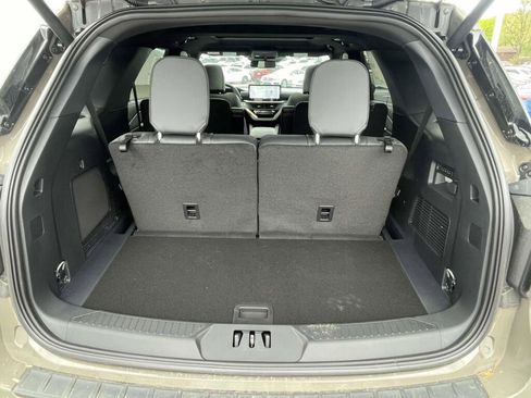 New 2026 Ford Explorer Tremor w/ Tremor Ultimate Package AWD/4WD image 19