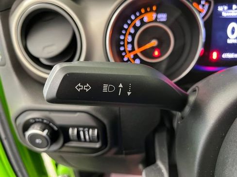 Used 2018 Jeep Wrangler Unlimited Sport S image 23