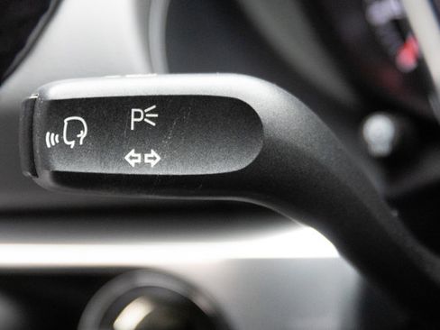 Used 2025 Porsche 718 Cayman image 55